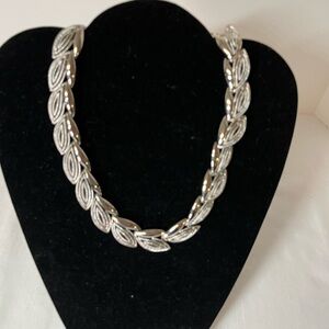 Elegant Silver Leaf Necklace